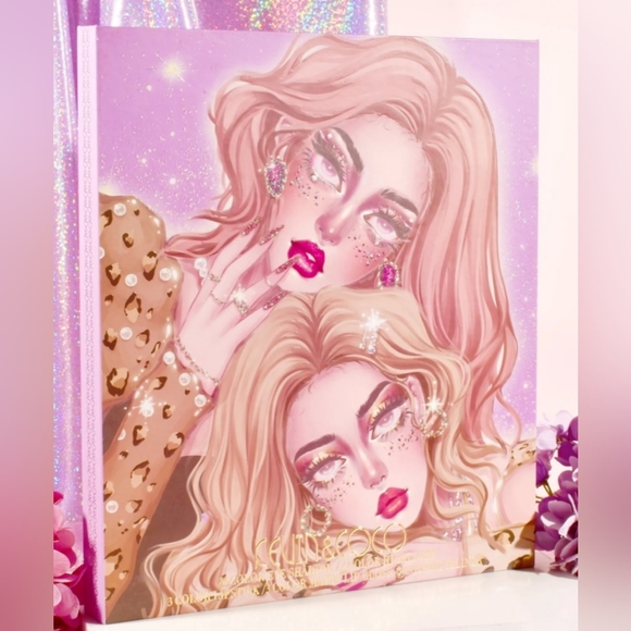 Kevin and Coco 24 Colour Leopard Sisters Cosmetic Set - Picture 2 of 13